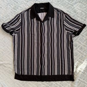 Black and White Striped Men's Shirt Size M